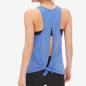 GapFit Breathe Tie-Back tank top